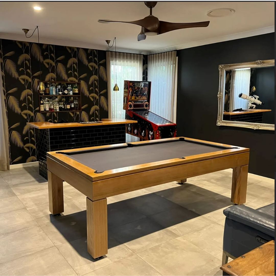The Sovereign Oak Billiard / Pool Table