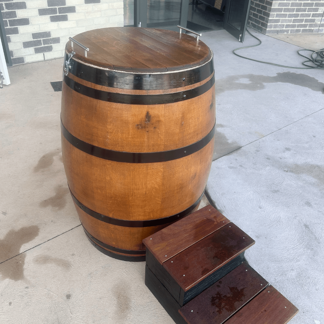 Ice Bath Wine Barrel Wine Barrel 