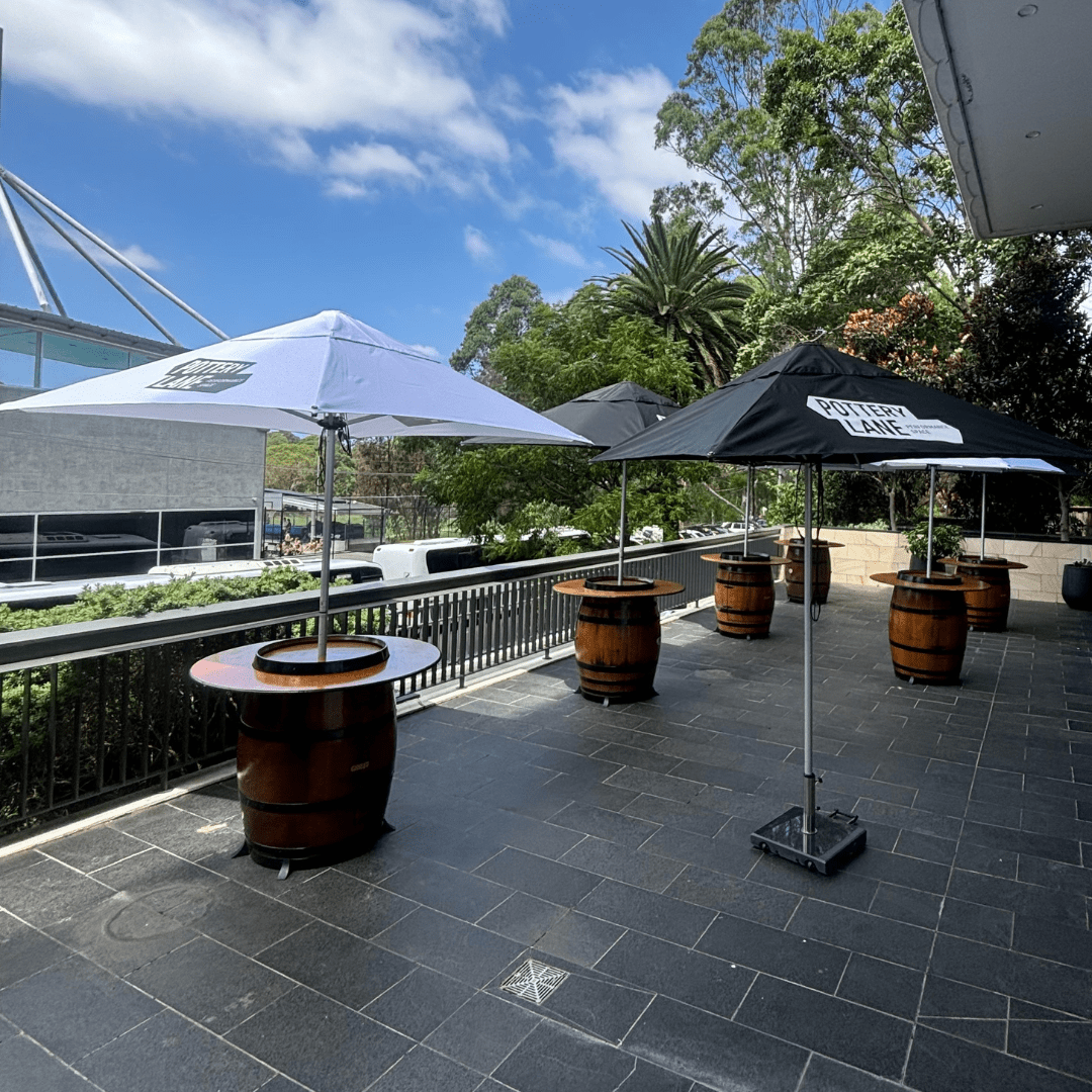 Umbrella Wine Barrel Table Wine Barrel 