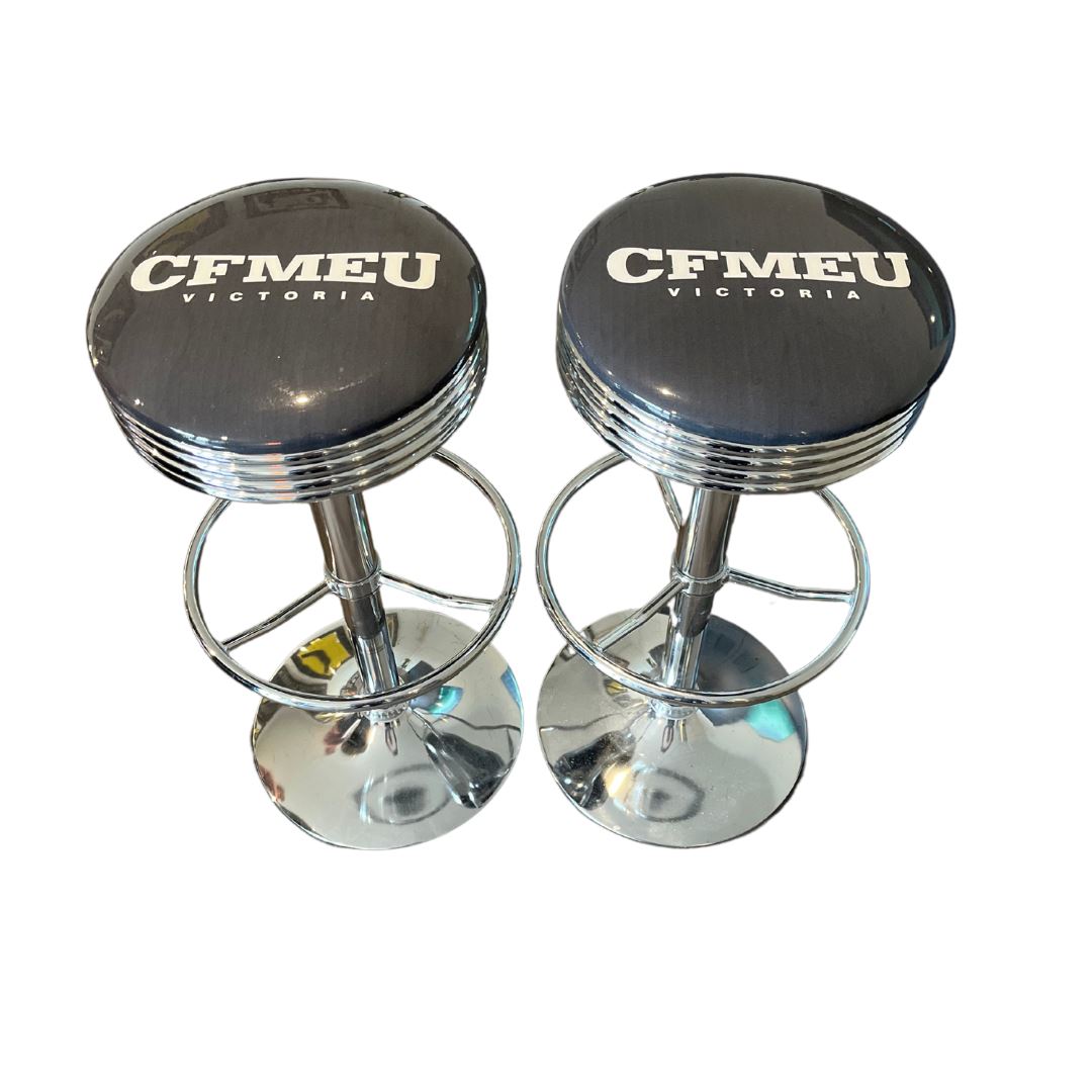 Custom Bar Table & Stool Set - Choose your design Retro Bar Stools 